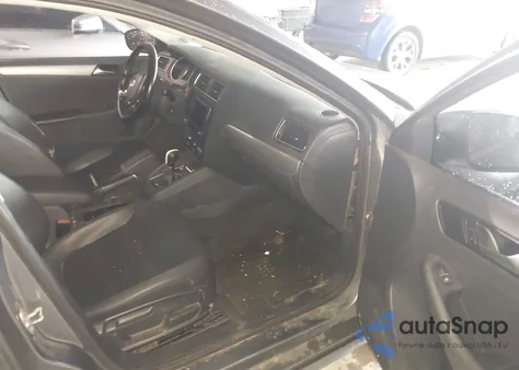 2016 Volkswagen Jetta 1.4T Se z USA, uszkodzony, nr VIN 3VWD67AJ8GM316640